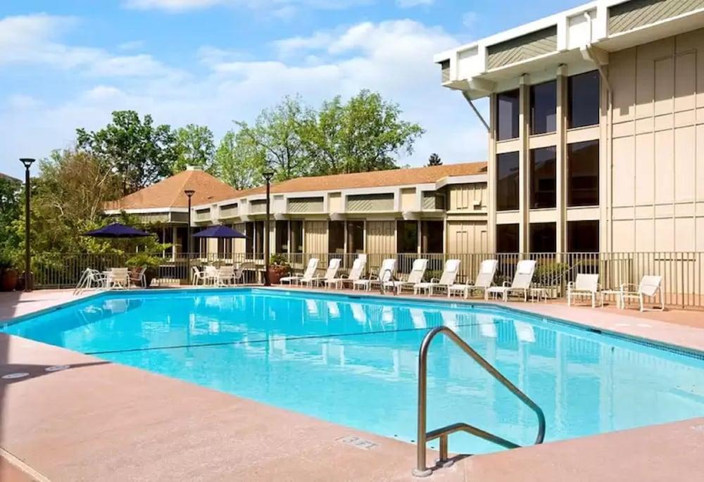 Doubletree By Hilton Sacramento Hotel Екстериор снимка