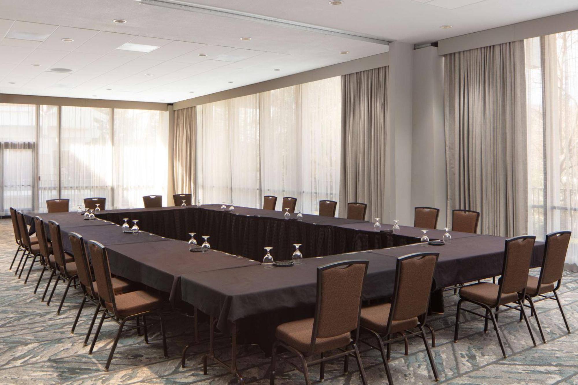 Doubletree By Hilton Sacramento Hotel Екстериор снимка