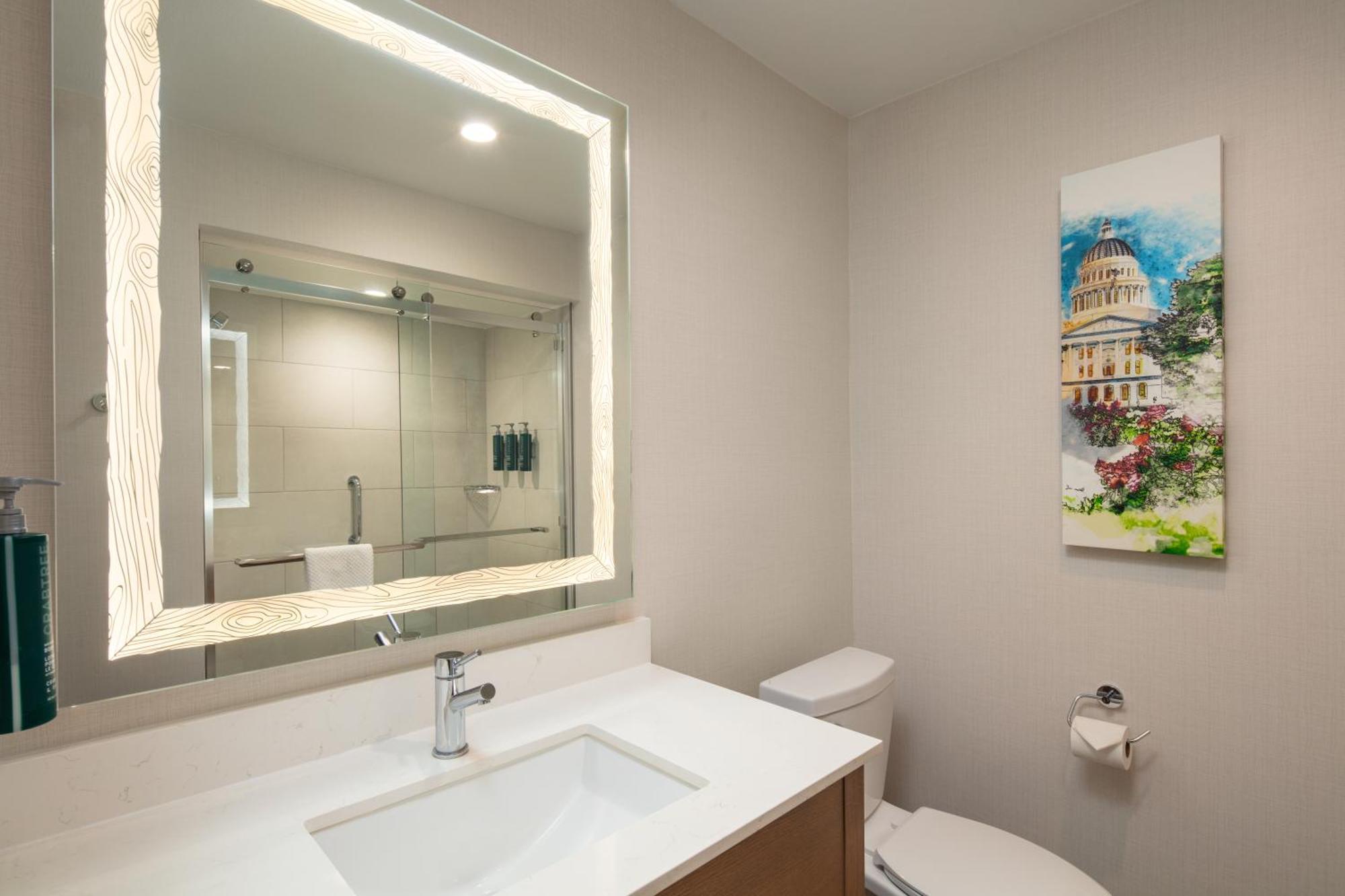 Doubletree By Hilton Sacramento Hotel Екстериор снимка