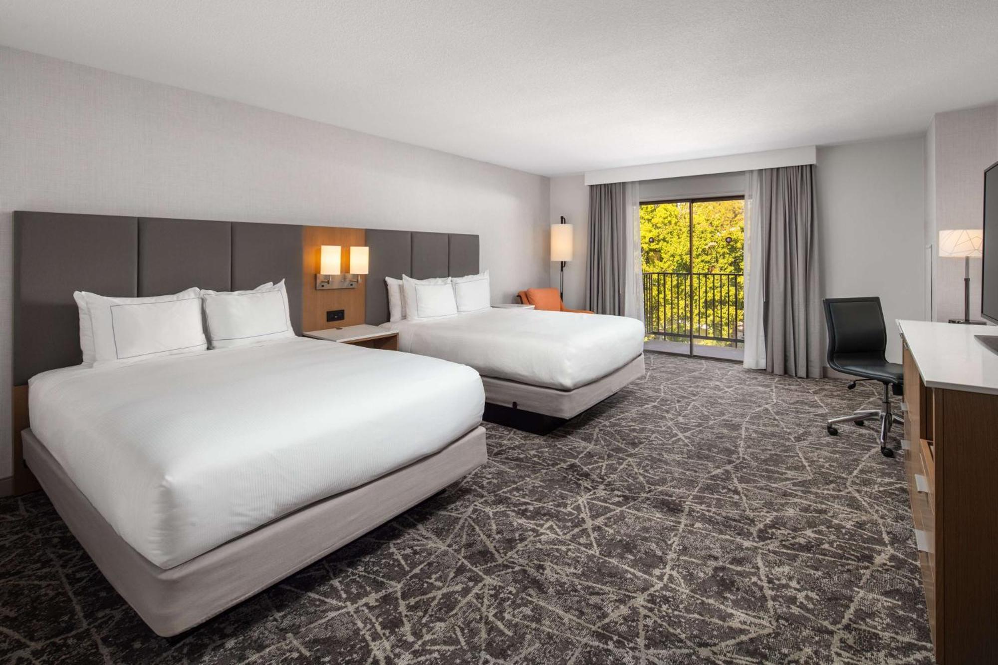 Doubletree By Hilton Sacramento Hotel Екстериор снимка